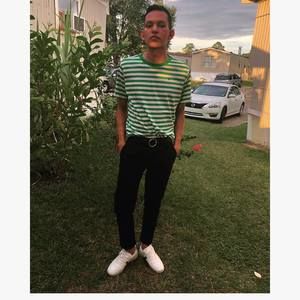 Meet your Posher, Ábel